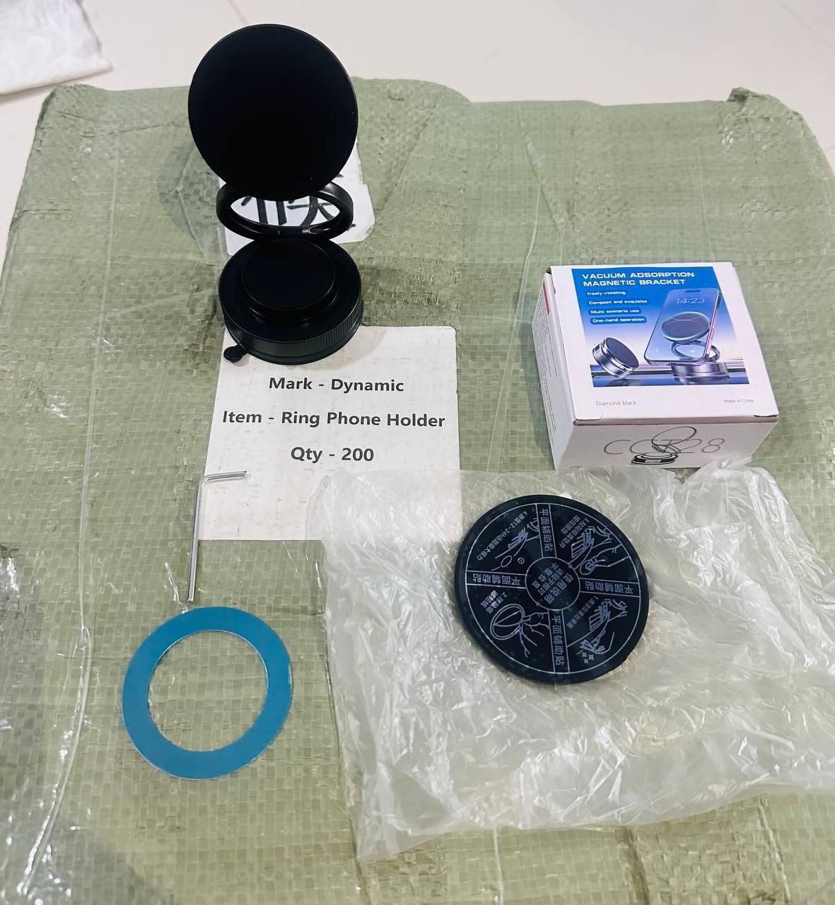 vacuum absorption magnetic bracket